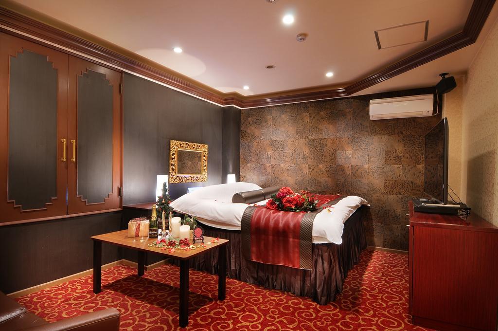 Hotel Blanc Chapel Christmas Sakai (Adults Only) Room photo